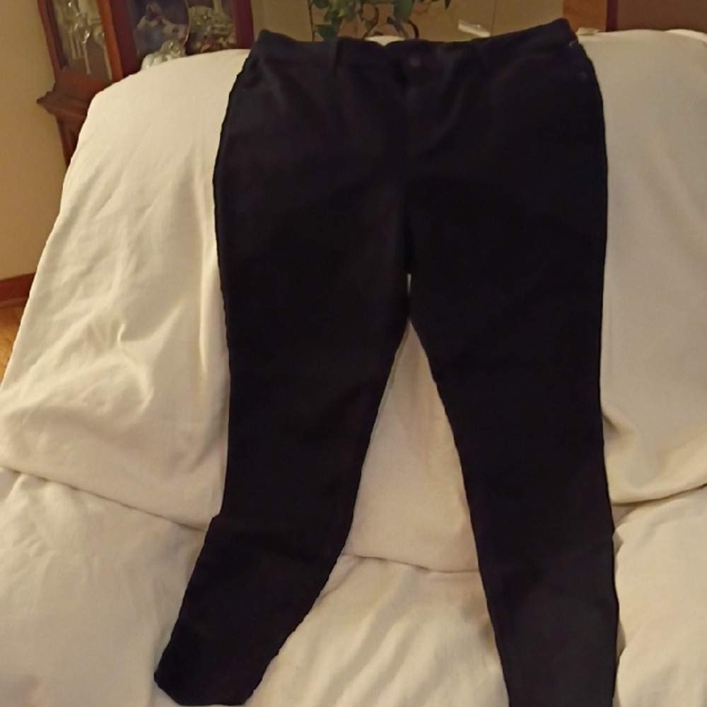 Old Navy Women's Skinny Jeans - Black